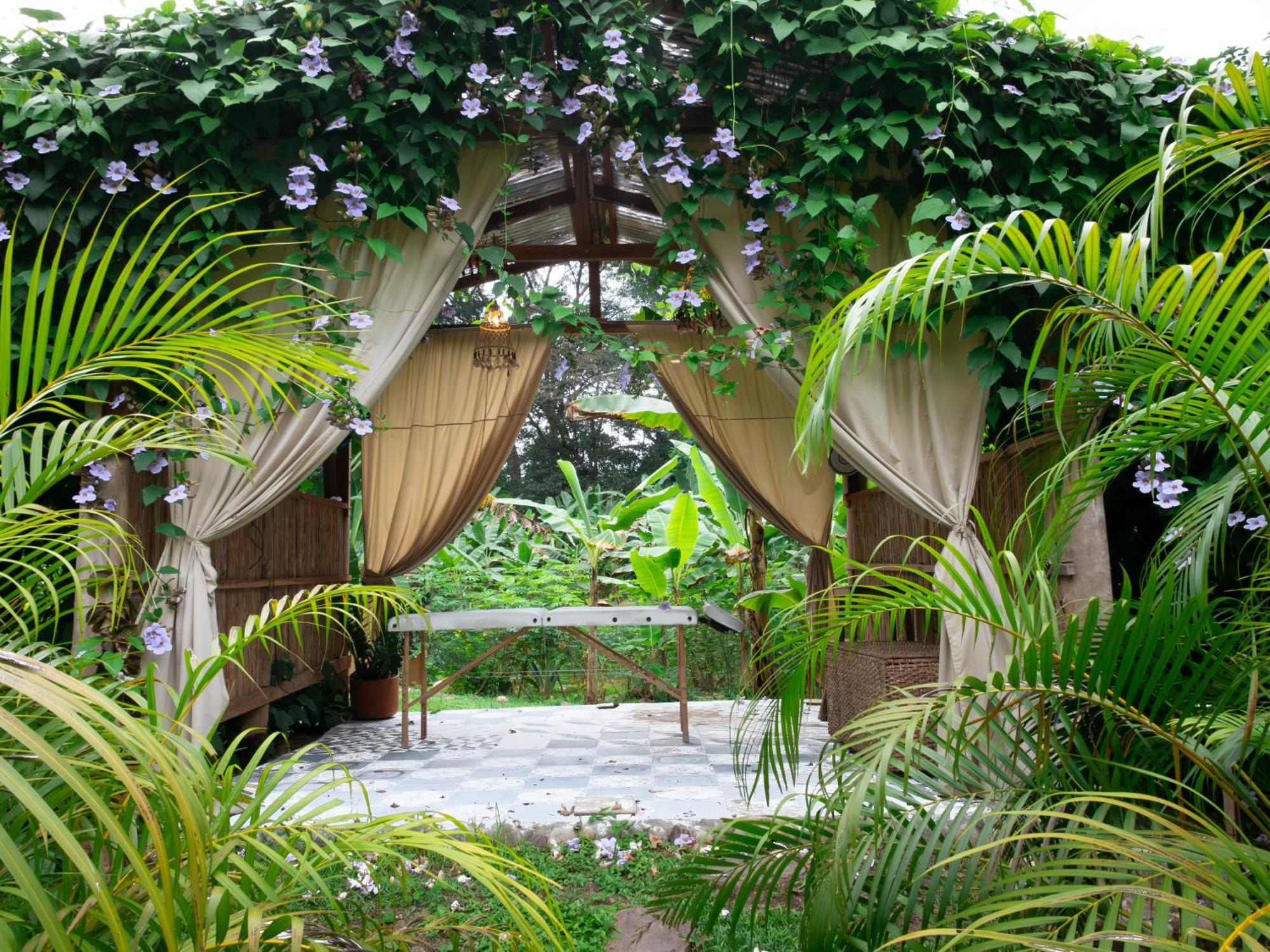 Salvia Madre Hotel Guachaca Екстериор снимка