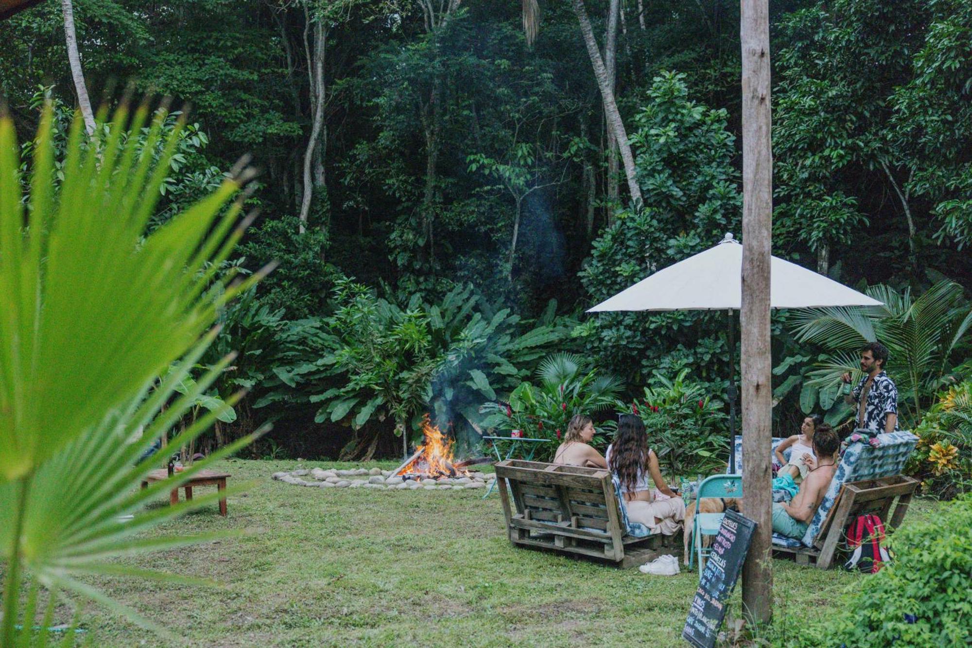 Salvia Madre Hotel Guachaca Екстериор снимка